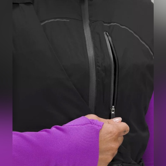 Lululemon Storage Insulated Running Vest, Black, Size 8 - NWT - Picture 10 of 14